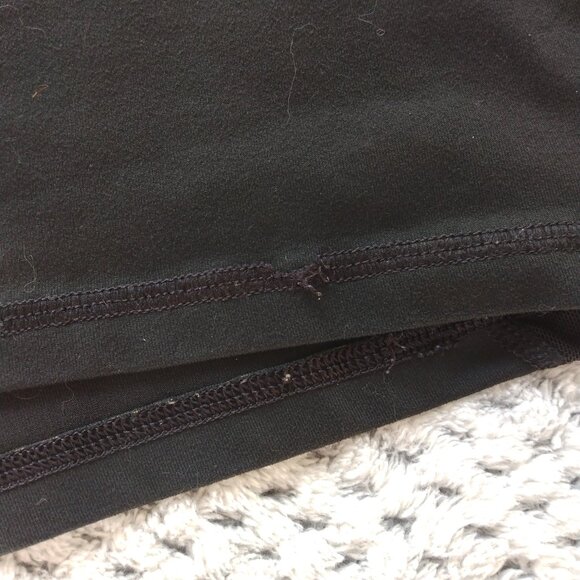 Danskin Women's Black Fitted Active Shorts Size XL - Picture 8 of 8